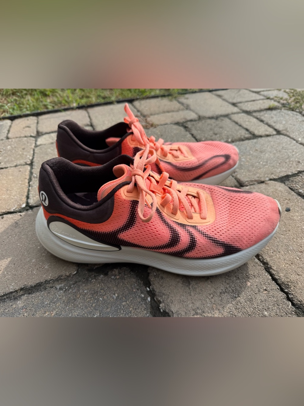 lululemon Beyondfeel Run Running Shoes Coral Men’s 10.5